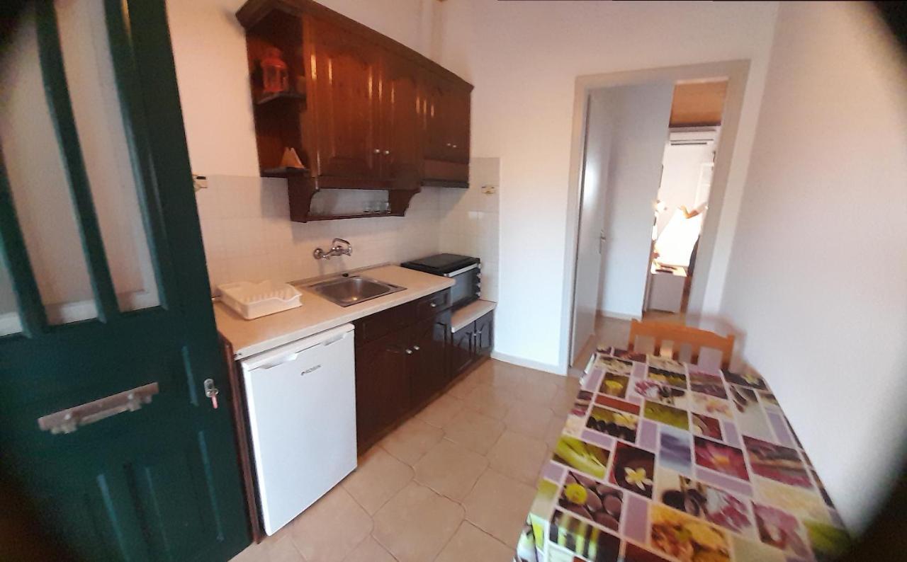 Giannoula Apts Appart hôtel Astrakeri